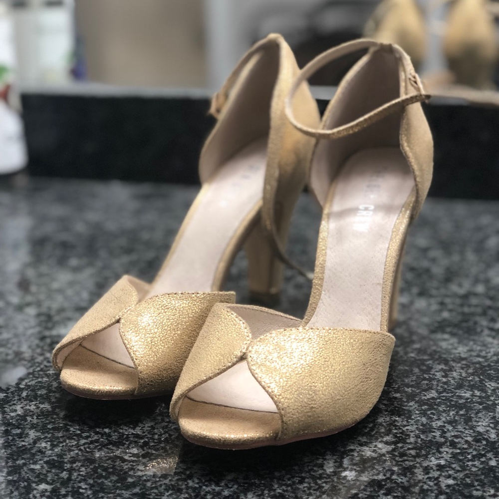 Chelsea Crew - Fine Dining Metallic Heel